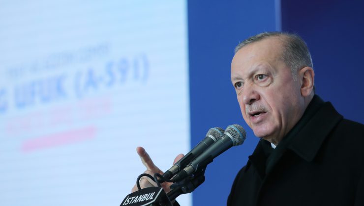 Cumhurbaşkanı Erdoğan,  TCG Ufuk gemisinin hizmete alım törenine katıldı