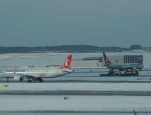İstanbul Havalimanı’nda uçuşlar saat 18.00’e kadar durduruldu