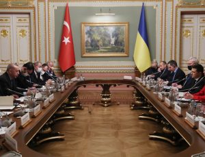 Türkiye ile Ukrayna arasında kritik görüşme sonrası ortak basın toplantısı