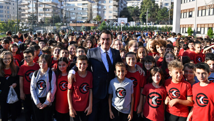 Başkan Dündar, 12 bin 200 öğrenci ile buluştu