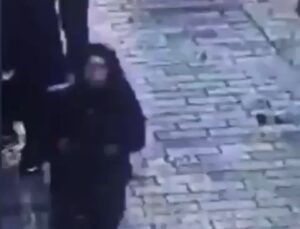 Taksim’de bomba bırakan kadın teröristin kaçış anı kamerada