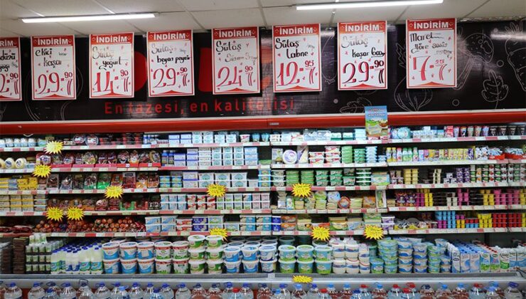 Yumurta, süt, makarna ve temizlik malzemelerini fahiş fiyatla satan 21 işletmeye 9,4 milyon TL ceza kesildi