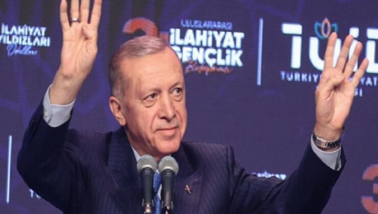 Cumhurbaşkanı Erdoğan’dan başörtüsüne referandum daveti