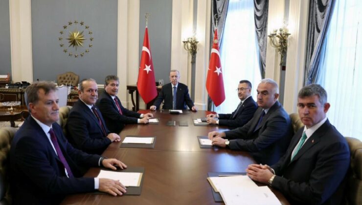 Cumhurbaşkanı Erdoğan, KKTC Başbakanı Ünal Üstel’i kabul etti