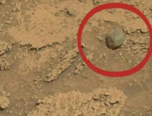 Mars’ta bulunan kaya gizemini koruyor