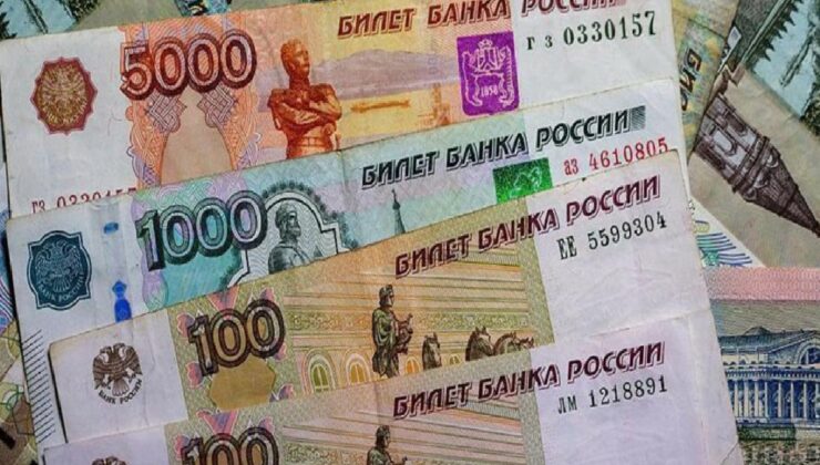 Rusya, bütçe açığını kapatmak için 2.4 trilyon ruble rezerv harcadı