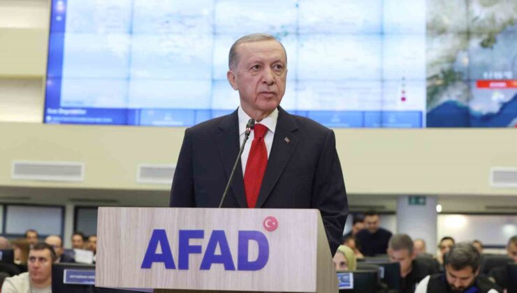 Cumhurbaşkanı Erdoğan: “Depremde hayatını kaybedenlerin yakınlarına 100 bin lira nakdi yardımda bulunuyoruz”