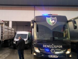 Denizlispor’un otobüsü deprem bölgesinde