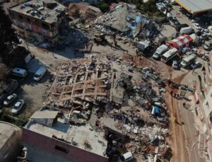 Hatay Samandağ’da enkaz yığınları havadan görüntülendi
