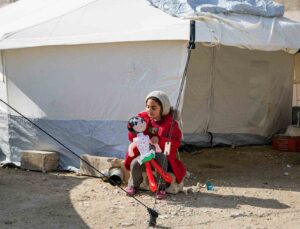İdlib’te depremzedeler çadırlarda yaşam mücadelesi veriyor
