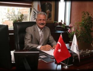 Karabağlar’ın ilk Belediye Başkanı Sıtkı Kürüm hayatını kaybetti
