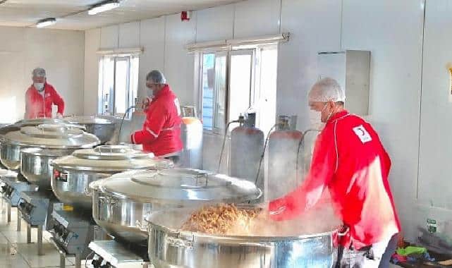 Kızılay Gönüllü Şefler Milyonlarca Kap Yemek Yaptı