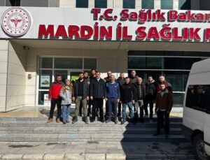 Mardin’de 10 sağlık çalışanı deprem bölgesine gönüllü olarak yola çıktı