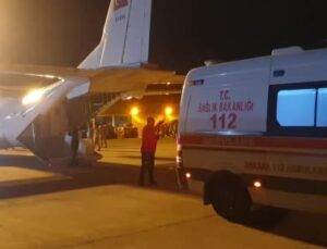 MSB, “Hava Kuvvetlerimize ait uçaklarla deprem bölgesinden kurtarılan yaralı vatandaşlarımızın Ankara’ya tahliyesine aralıksız şekilde devam ediyoruz.”