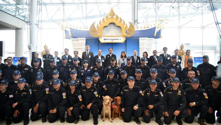 Taylandlı arama kurtarma ekibi ülkesine döndü