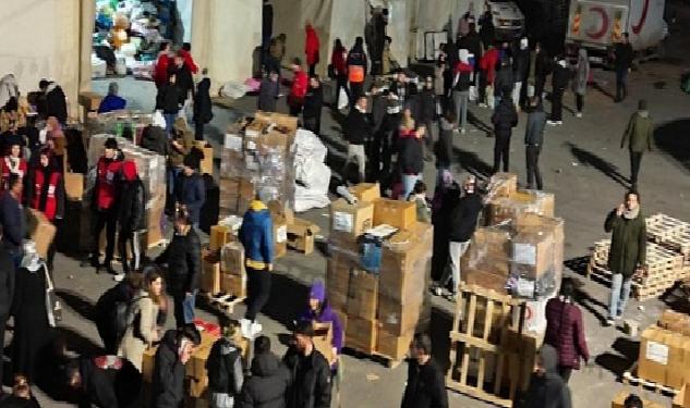Türk Kızılay İzmir Şubesi’nin Deprem Yardım Tırları 120’ye Ulaştı