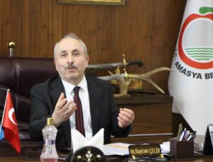 Amasya’nın yeni Belediye Başkanı Çelik: “Çiçek göndermeyin, depremzedeler için bağış yapın”