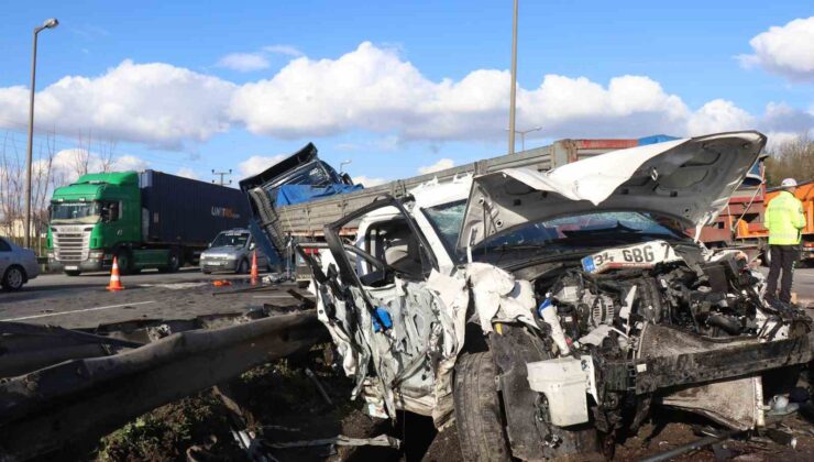 Anadolu Otoyolu’nda feci kaza: 5 yaralı