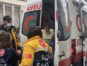 Bursa’da korkutan yangın: Yatalak nine ve torunu evden son anda çıkartıldı