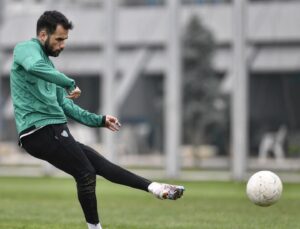 Bursaspor’da Amed Sportif Faaliyetler maçının taktiği çalışıldı