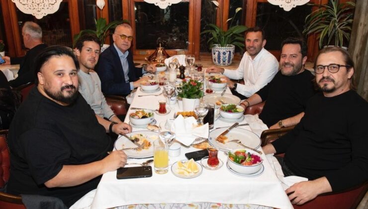 Galatasaray Futbol Takımı iftar yemeğinde bir araya geldi