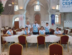 Afyonkarahisarlı sporculardan satranç turnuvasında büyük başarı