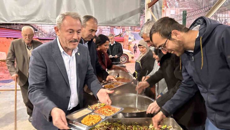 AK Partili Şahin Tin, Acıpayamlılarla iftar sofrasında buluştu.