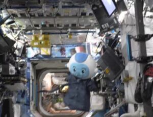 BAE’li astronot Al Neyadi uzaydan bayram mesajı paylaştı