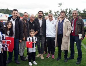 Beşiktaş camiası, 23 Nisan’ı aileleriyle kutladı