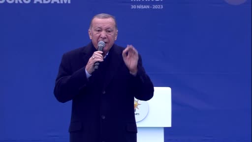 Cumhurbaşkanı Erdoğan: “Hani nerede büyükşehir? Onun yapması gerekirdi bunları. Neden yapmadı? Yapmaz. Yapamaz”