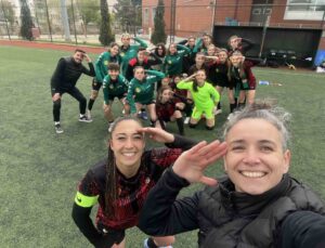 Eskişehirspor Kadın Futbol Takımı liderliği üç golle aldı
