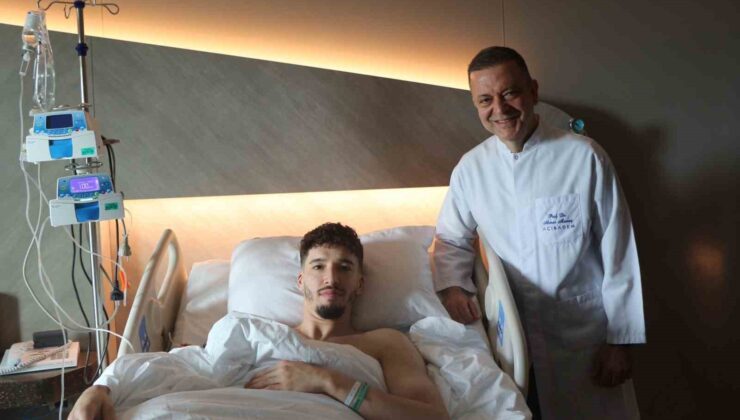 Fenerbahçe’de Altay Bayındır ameliyat oldu