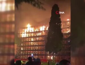 İzmir’de Folkart Sitesi’nde yangın: Bazı vatandaşlar yangından kurtarmak için balkondan atladı