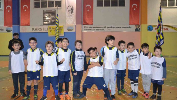 Kars’ın alt yapısına Fenerbahçe desteği