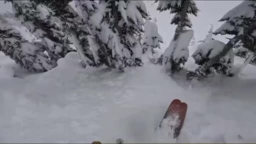 Kayak yaparken hayat kurtardı