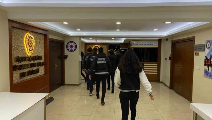 Kırmızı bültenle aranan uyuşturucu baronu Ürfi Çetinkaya ile 5 suç örgütü üyesi İstanbul Emniyet Müdürlüğüne getirildi
