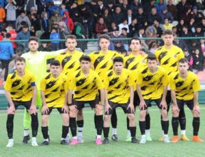 Kocasinan Şimşekspor U-18 takımı namağlup şampiyon