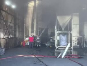 Kömür tozu üretimi yapan tesiste korkutan yangın