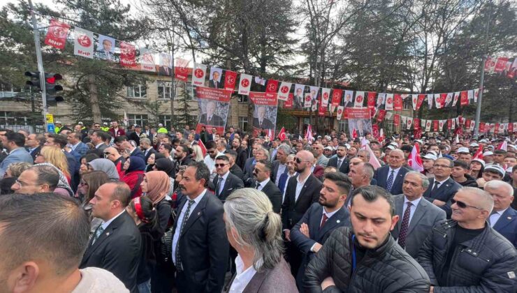 MHP Genel Başkanı Bahçeli: “Ülkenin hafıza kaybına uğradığını söyleyenlerin zihniyeti koltuktur”