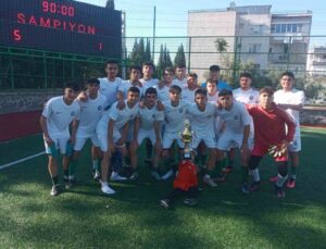 Salihli Belediyespor U18 Takımı, Manisa şampiyonu oldu