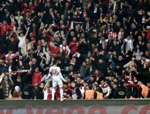 Samsunspor kaptanı Yusuf Abdioğlu, son 4 takımıyla da Süper Lig’e çıkmayı başardı