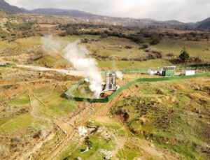 Sındırgı’da jeotermal enerji her alanda kullanılıyor
