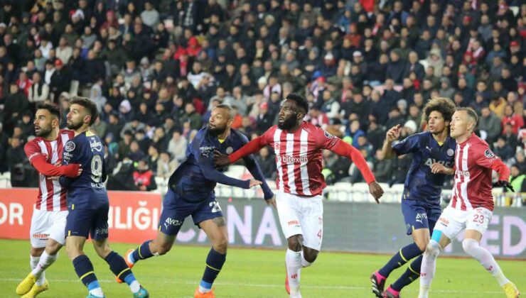 Spor Toto Süper Lig: DG Sivasspor: 1 – Fenerbahçe: 3 (Maç sonucu)
