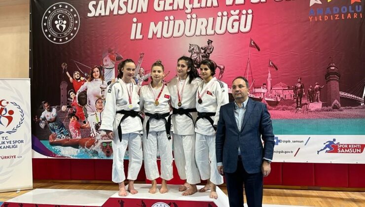 Yunusemreli judocular, Samsun’dan üç madalya ile döndü