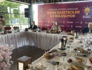 AK Parti Grup Başkanvekili Zengin: “İYİ Parti ve CHP’de neden grup başkanvekili kadın olamıyor?”