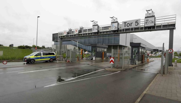 Almanya’da Mercedes fabrikasında silahlı saldırı: 2 ölü