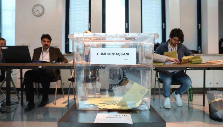 Bosna Hersek’teki Türk seçmenler cumhurbaşkanı seçiminin 2. turu için sandık başında