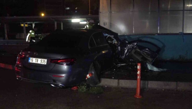 Bursa’da kontrolden çıkan araç hurdaya döndü: 3 ölü, 1 ağır yaralı