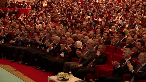 Cumhurbaşkanı Erdoğan: “Bundan sonra da tüm kamu görevlilerimizle birlikte öğretmenlerimizin refahını ve hayat kalitesini yükseltmeye devam edeceğiz”