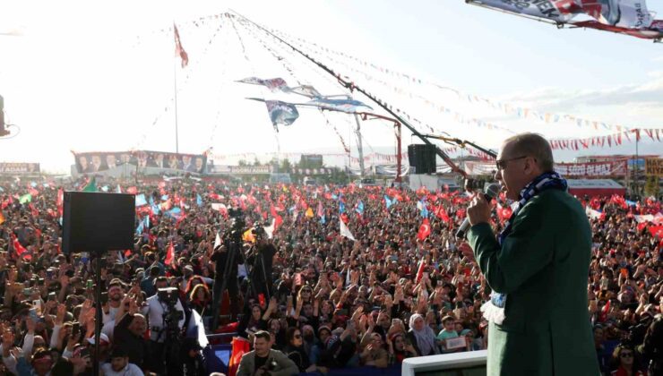 Cumhurbaşkanı Erdoğan: “Koalisyonun tüm pis işlerini milliyetçi görünümlü ortağı İYİ Parti’ye vermişler”